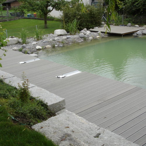 Terrasse Kunststoff Schwimmteich