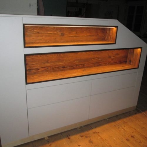 Sideboard mit LED Beleuchtung